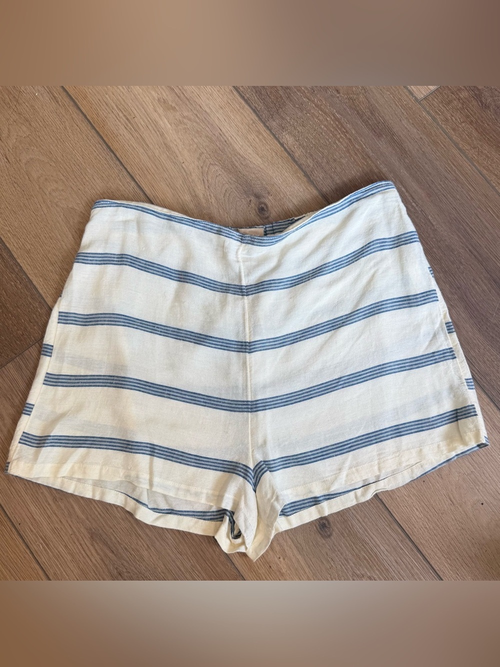 free-est by Free People Linen Blend Striped Cream and Blue Women’s Shorts